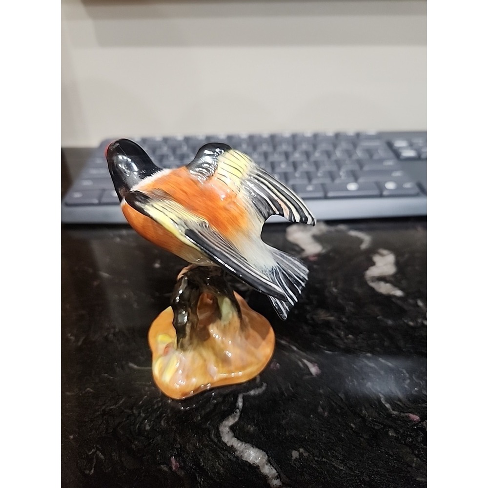 Royal Adderley Crown Staffordshire Porcelain Bird Goldfinch Marked 4"- Excellent - Picture 4 of 10